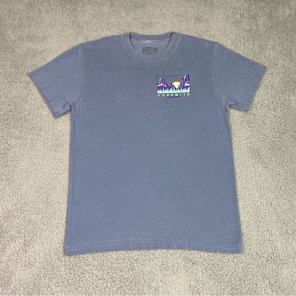Graphic‎ tee - Picture 2 of 4